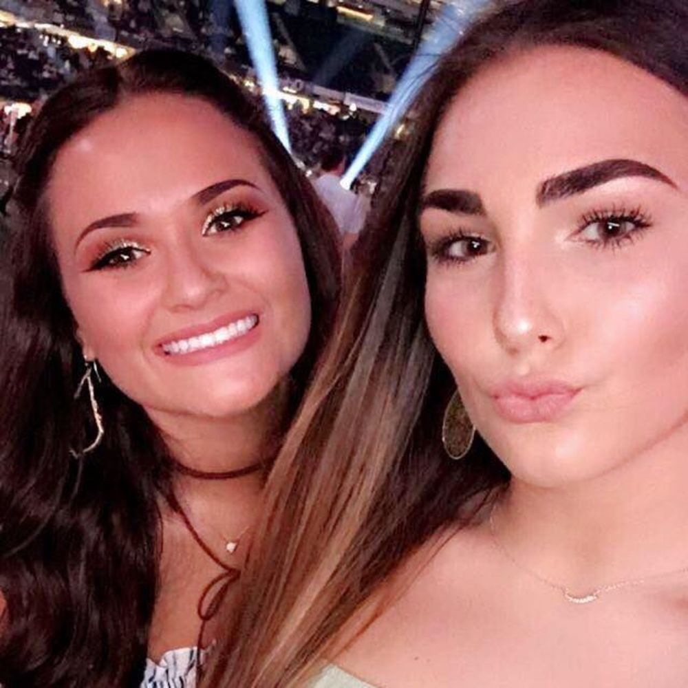 Meet your Posher, Madeline